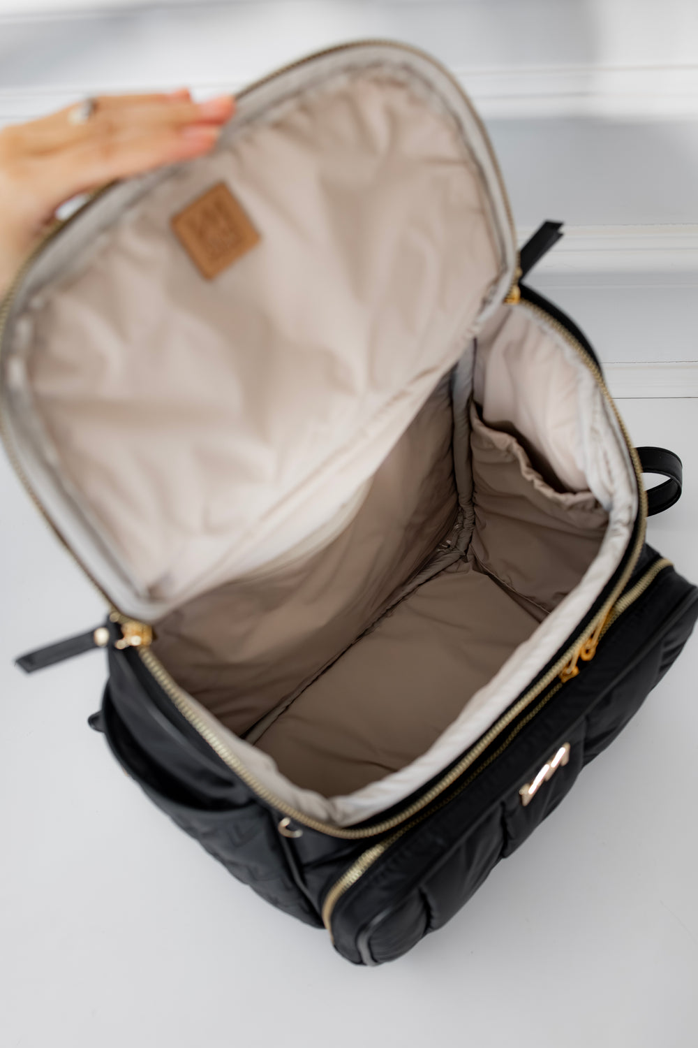 Mochila maternidade 2 em 1 Urban Chic Preto