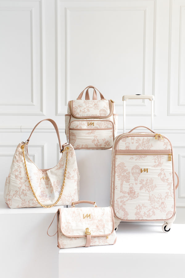 Kit Bolsas Maternidade Le Petit Rosé - Mala de rodinhas, Bolsa Madeleine, Mochila 2 em 1 e trocador portátil.