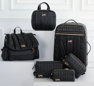 Kit Bolsas Maternidade Urban preto - Mala de rodinhas, mochila Mummy, frasqueira térmica e kit de necessaires.