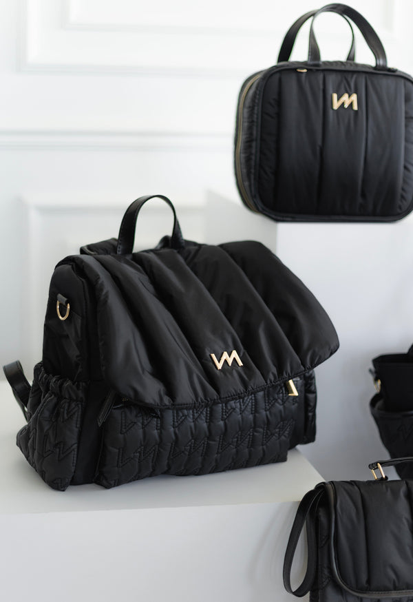 Kit Bolsas Maternidade Urban preto - Mala de rodinhas, mochila Mummy, frasqueira térmica e kit de necessaires.