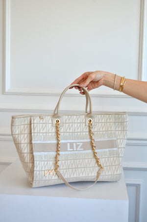 Bolsa Cloé Origem Bege bordado nome LIZ OUTLET