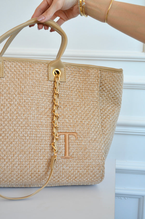 Bolsa Cloé Tressê Palha bordado inicial T OUTLET