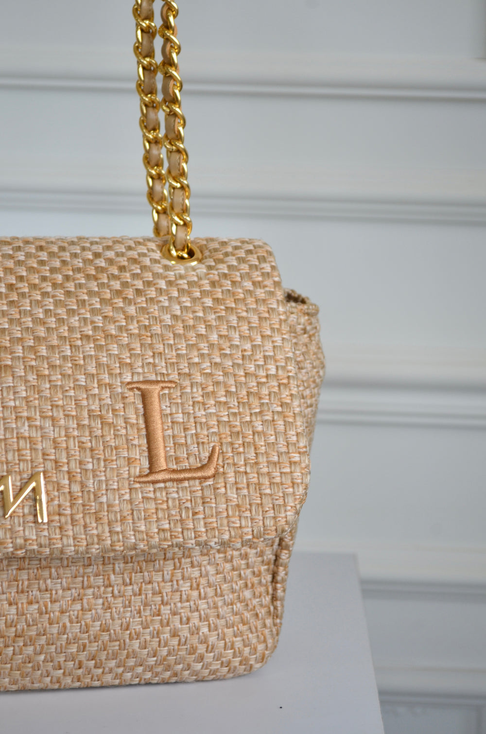 Kate Mini Tressê Palha bordado inicial L OUTLET